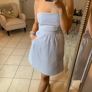 🌸Strapless seer sucker dress